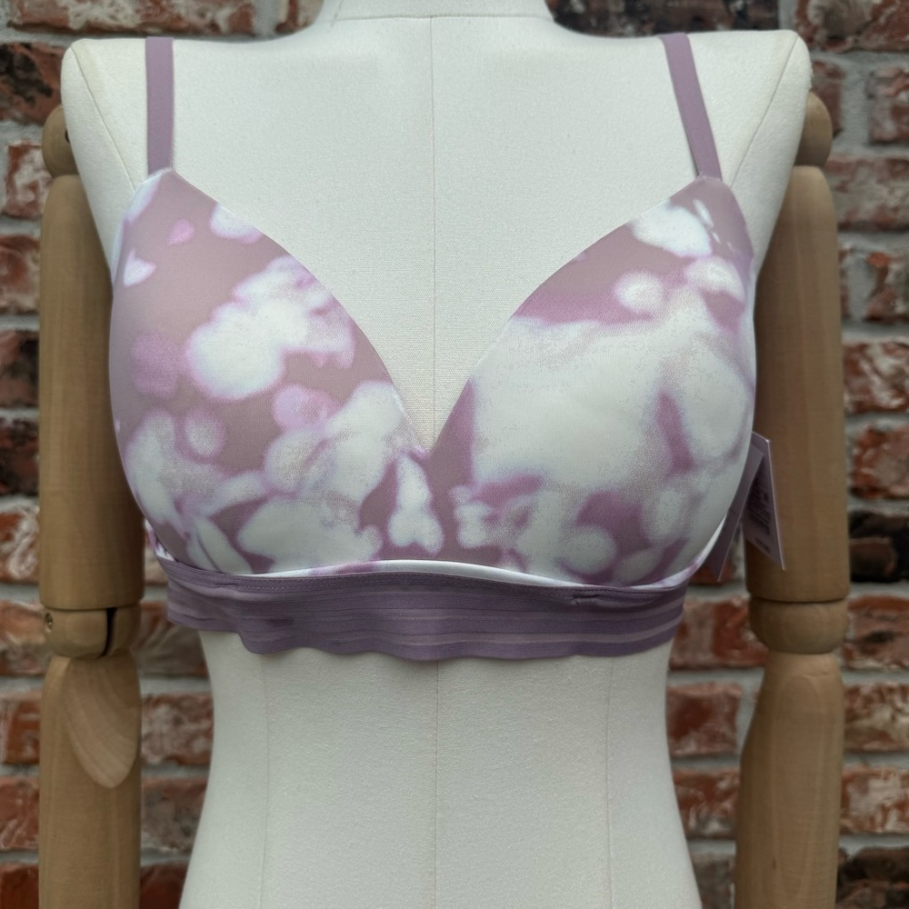 NWT Auden lavender and white wireless push-up bra / 34C / New with tags